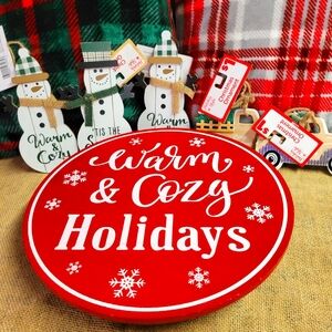 Christmas decorations 1 rizer and 5 ornaments all new